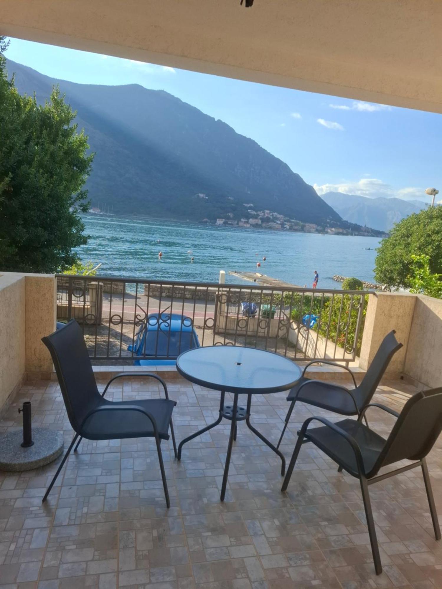 Apartments Pejanovic Kotor Exterior photo
